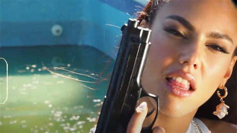 videos apolonia la piedra|CASADA CON MI GLOCK APOLONIA LAPIEDRA OCHOVO .